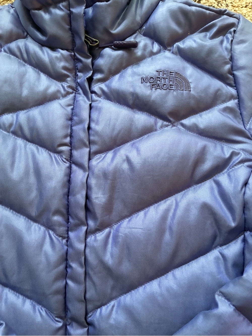 The North Face 550 Lightweight Quilted Goosedown Puffer Jacket - Picture 5 of 13